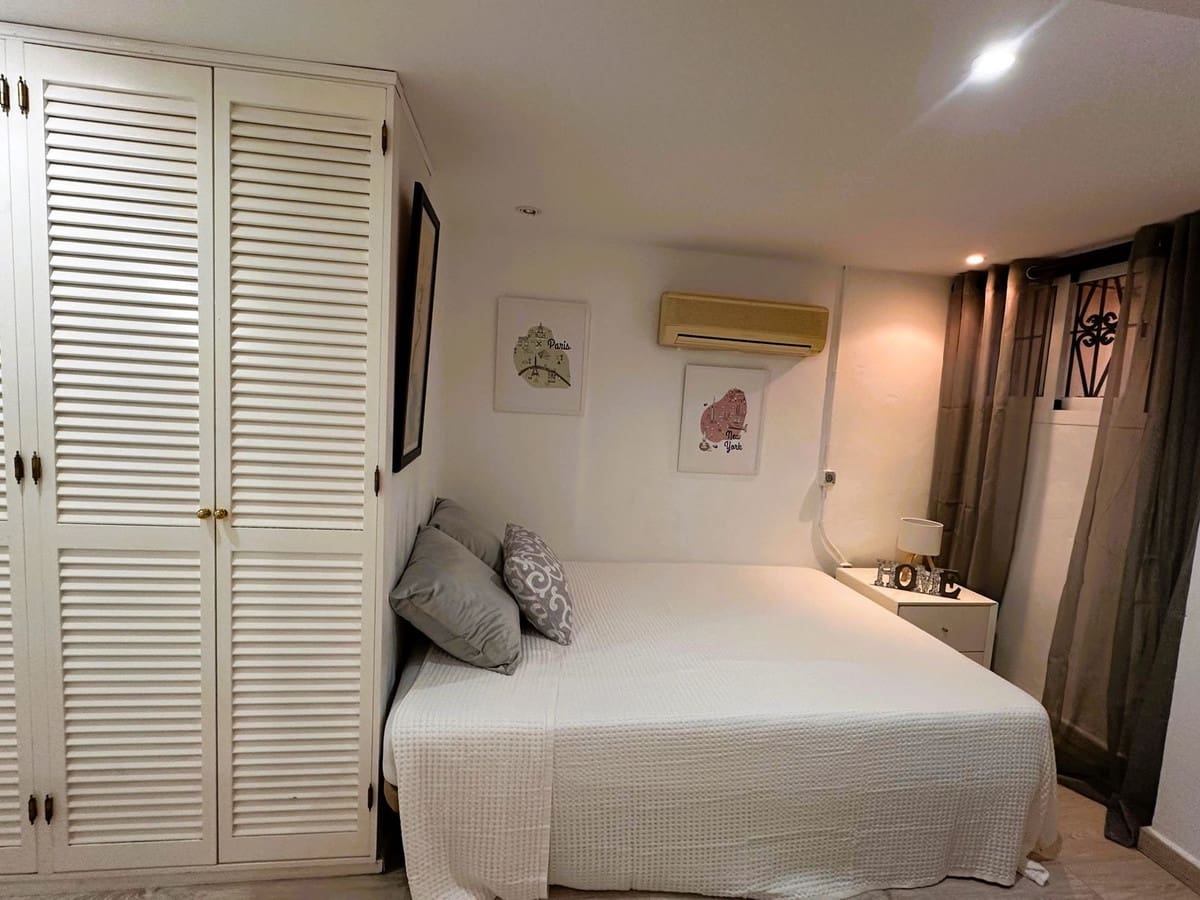 4 quarto Moradia para arrendar em Nueva Andalucia com garagem - 3 500 € (Ref: 9078505)