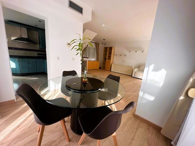 4 quarto Moradia para arrendar em Rodeo Alto - Guadaiza - La Campana, Marbella com garagem - 3 500 € (Ref: 9078505)