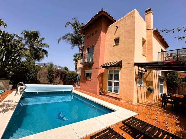 4 quarto Moradia para arrendar em Rodeo Alto - Guadaiza - La Campana, Marbella com garagem - 3 500 € (Ref: 9078505)