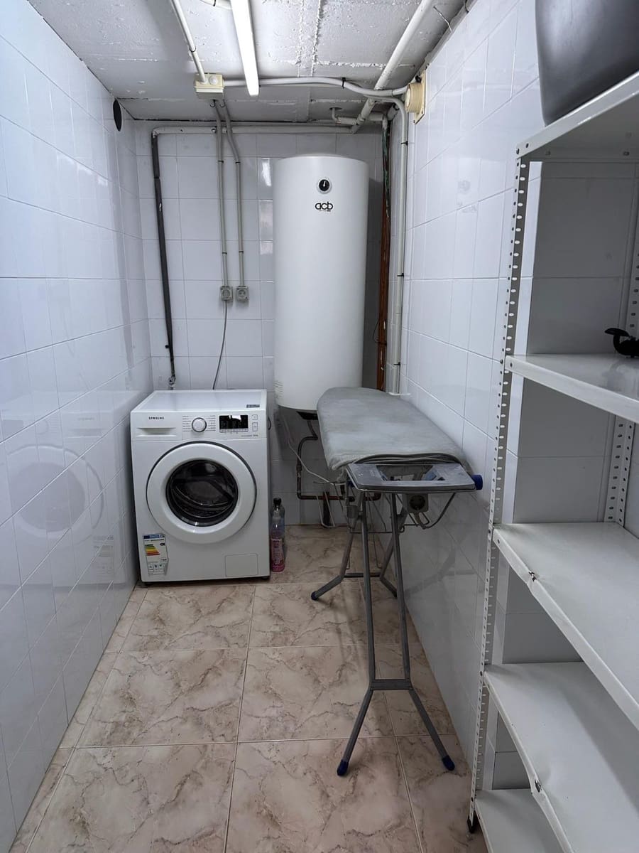 4 quarto Moradia para arrendar em Nueva Andalucia com garagem - 3 500 € (Ref: 9078505)