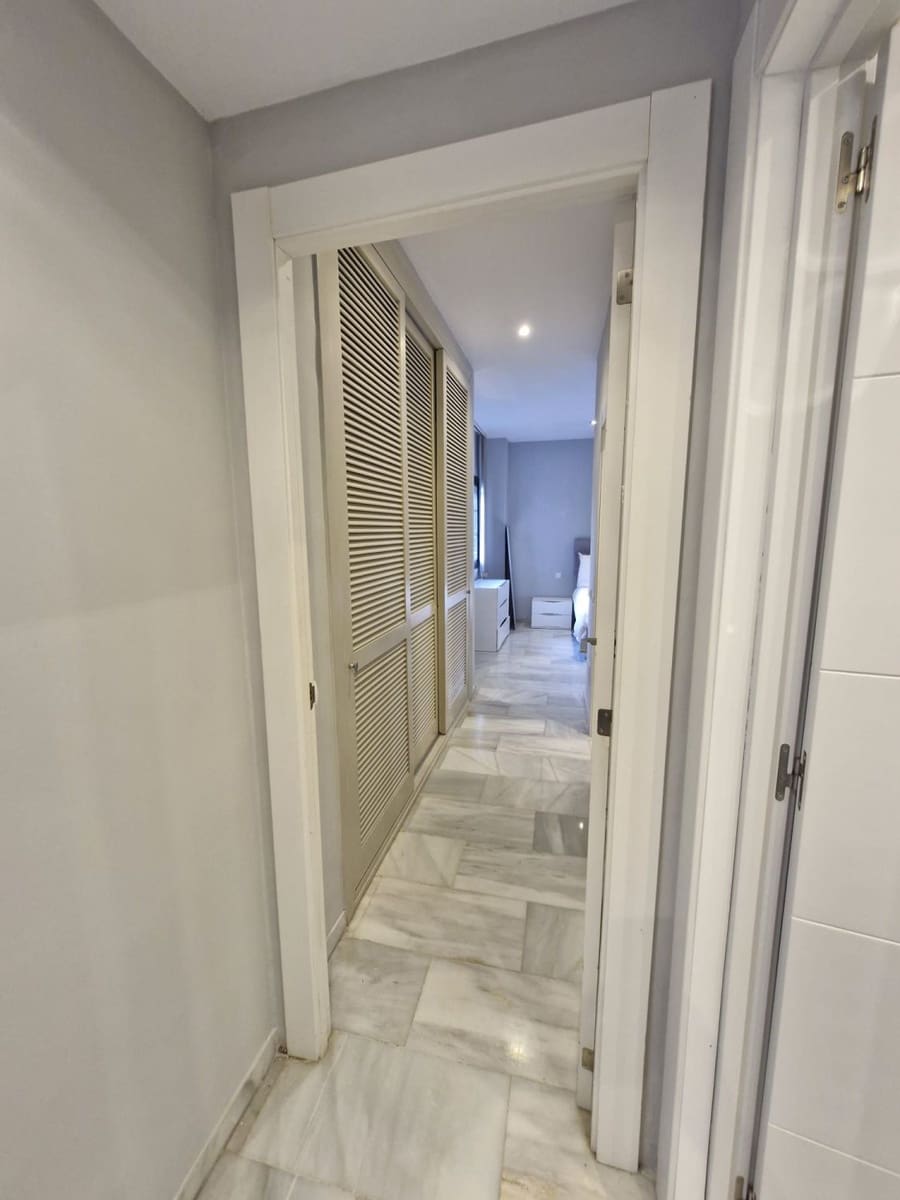 3 soveværelse Lejlighed til leje i Puerto Banus - € 3.000 (Ref: 9081994)