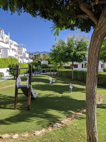 2 makuuhuone Huoneisto vuokrattavana paikassa La Concha - Resina Golf, Estepona mukana 
autotalli - 1 600 € (Ref: 9132806)