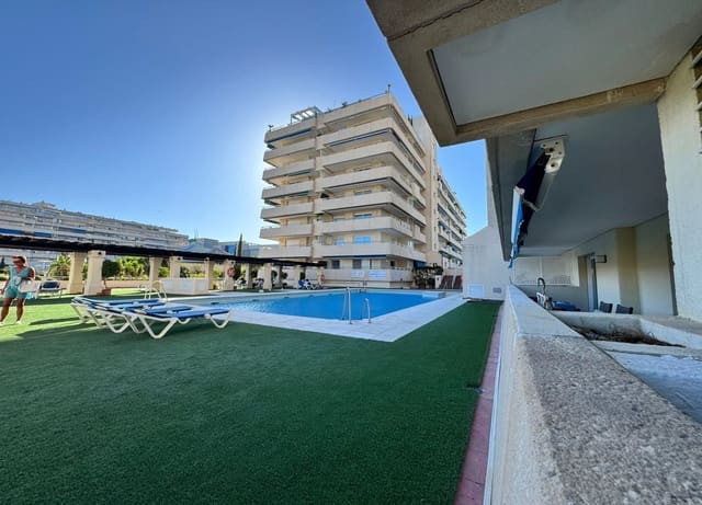 2 slaapkamer Appartement te huur in Puerto Banus, Marbella - € 2.500 (Ref: 9141900)