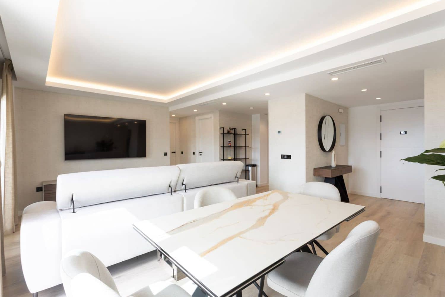 2 soverom Penthouse til salgs i Marbella med garasje - € 890 000 (Ref: 9171888)