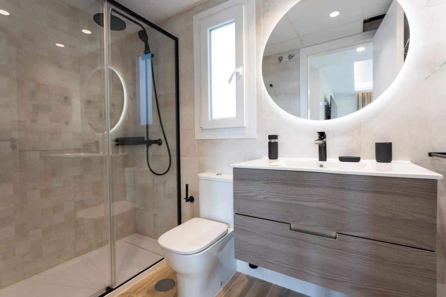 2 soverom Penthouse til salgs i Marbella med garasje - € 890 000 (Ref: 9171888)