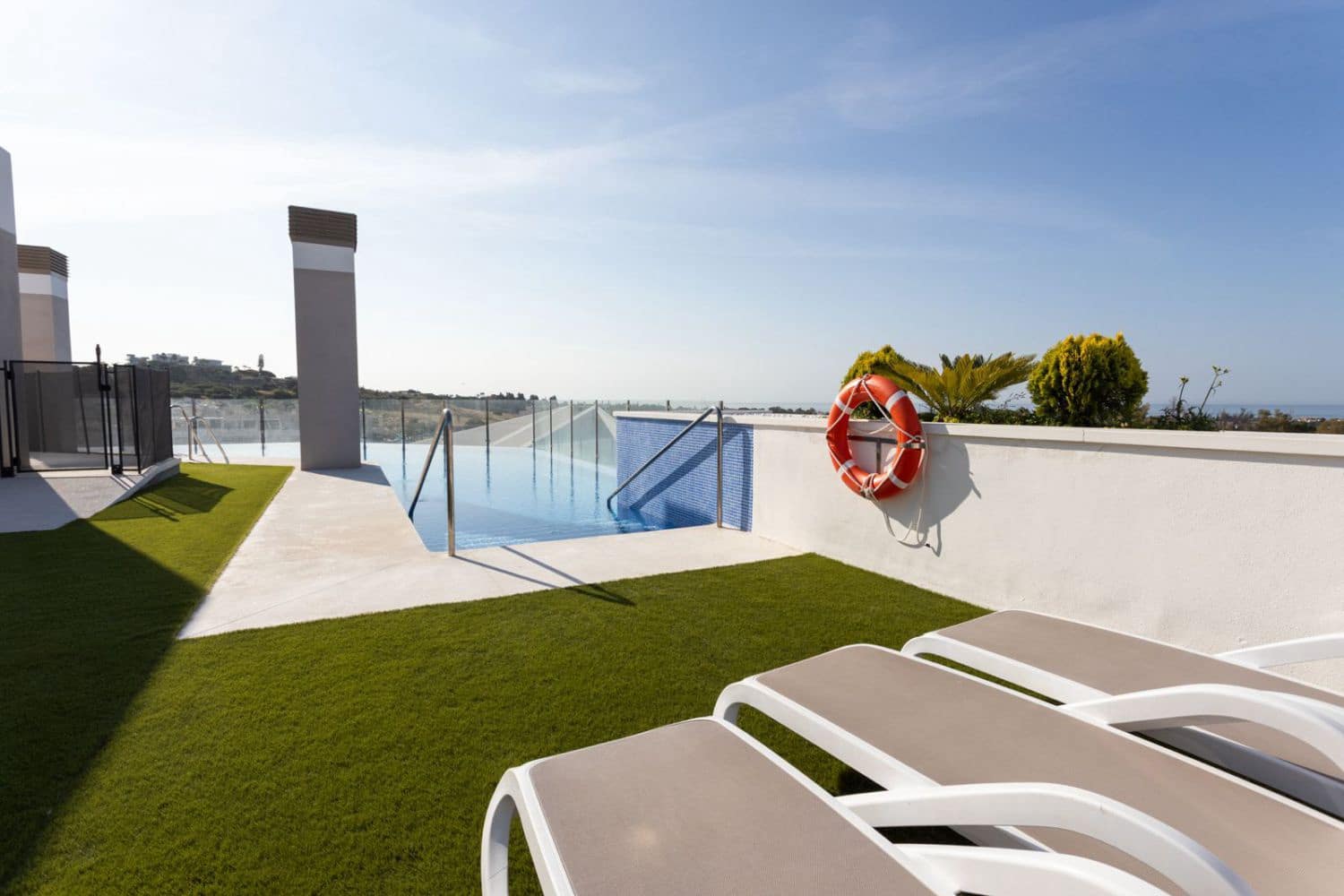 2 soverom Penthouse til salgs i Marbella med garasje - € 890 000 (Ref: 9171888)