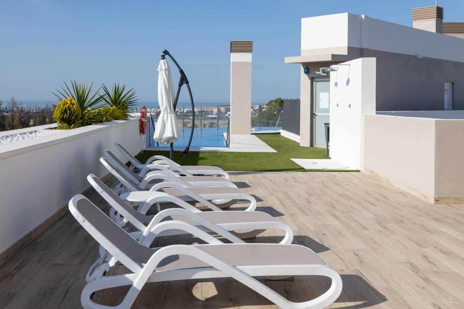 2 soverom Penthouse til salgs i Marbella med garasje - € 890 000 (Ref: 9171888)