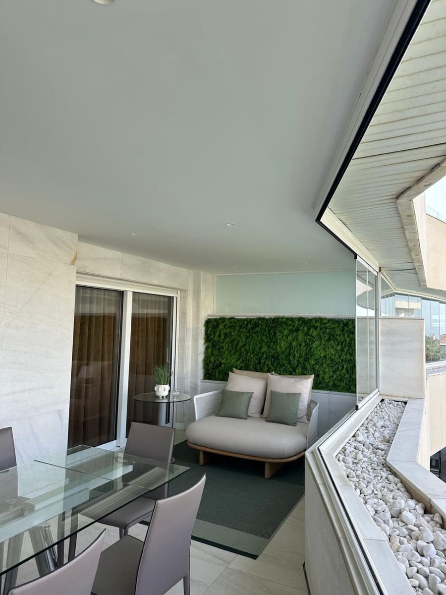 6 soveværelse Penthouse til leje i Puerto Banus - € 12.500 (Ref: 9187237)