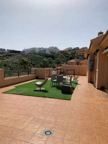 3 bedroom Penthouse for sale in La Cala de Mijas, Mijas with garage - € 490,000 (Ref: 9187238)