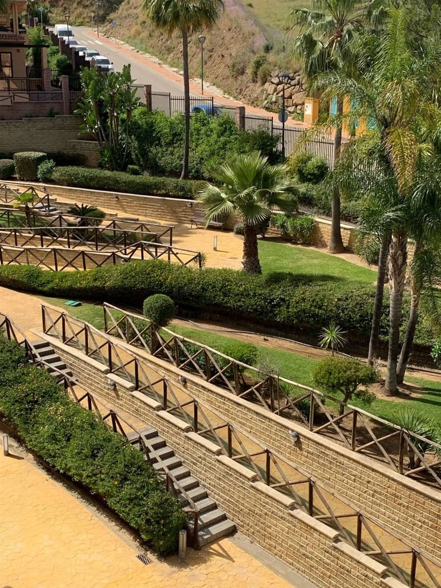 3 bedroom Penthouse for sale in La Cala de Mijas with garage - € 490,000 (Ref: 9187238)