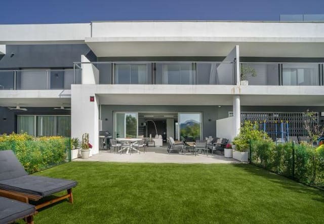 4 makuuhuone Rivitalo vuokrattavana paikassa San Pedro de Alcántara Pueblo, Marbella - 6 000 € (Ref: 9187239)