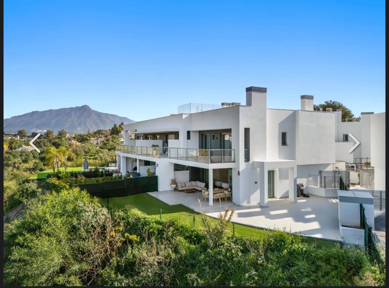 4 soveværelse Rækkehus til salg i San Pedro de Alcantara - € 1.295.000 (Ref: 9187240)