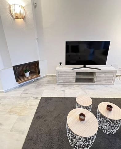 3 slaapkamer Rijtjeshuis te huur in Bel-Air, Estepona - € 2.600 (Ref: 9191392)