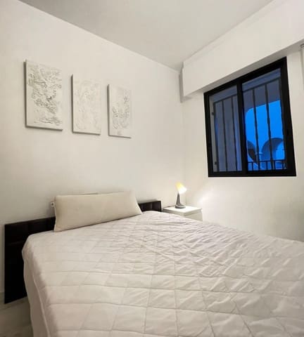 3 sovrum Radhus att hyra i Bel-Air, Estepona - 2 500 € (Ref: 9191392)