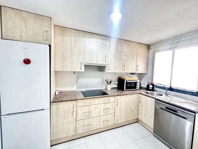 3 slaapkamer Rijtjeshuis te huur in Bel-Air, Estepona - € 2.600 (Ref: 9191392)