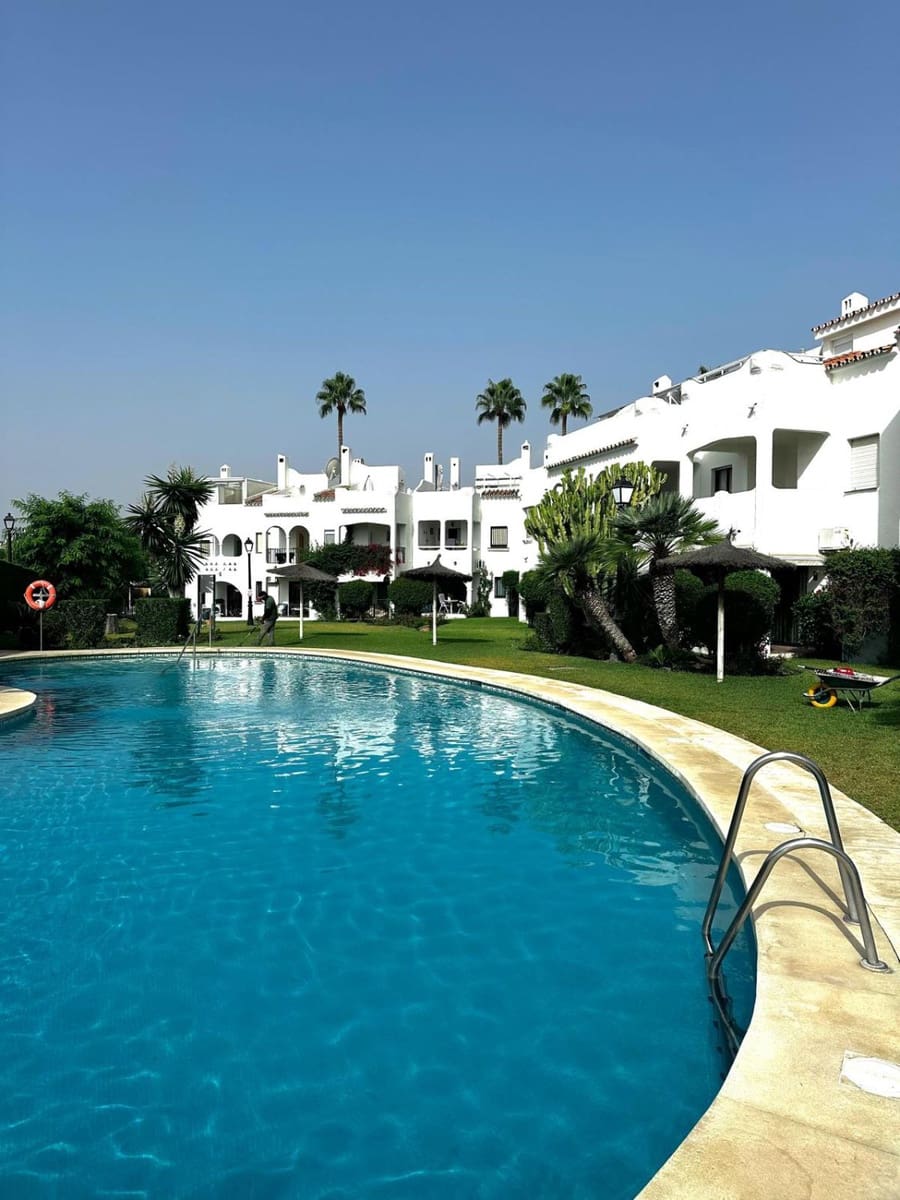 3 quarto Moradia em Banda para arrendar em Bel-Air - 2 600 € (Ref: 9191392)