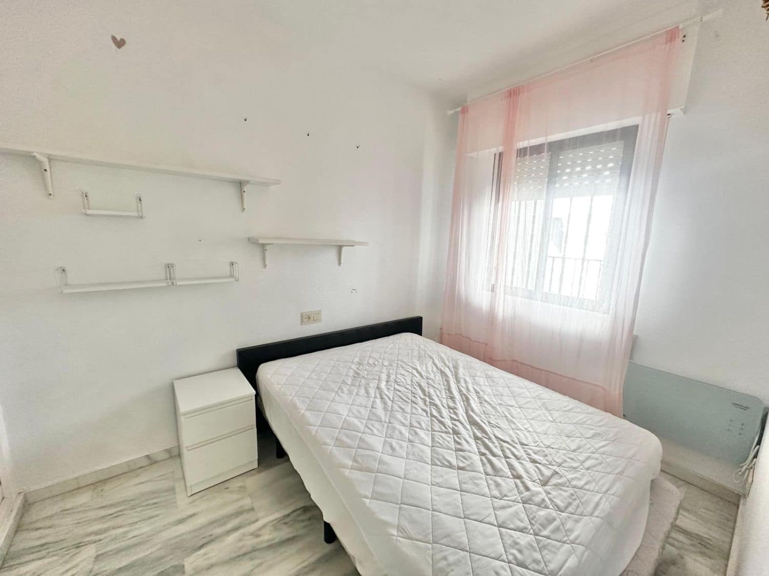 3 quarto Moradia em Banda para arrendar em Bel-Air - 2 600 € (Ref: 9191392)