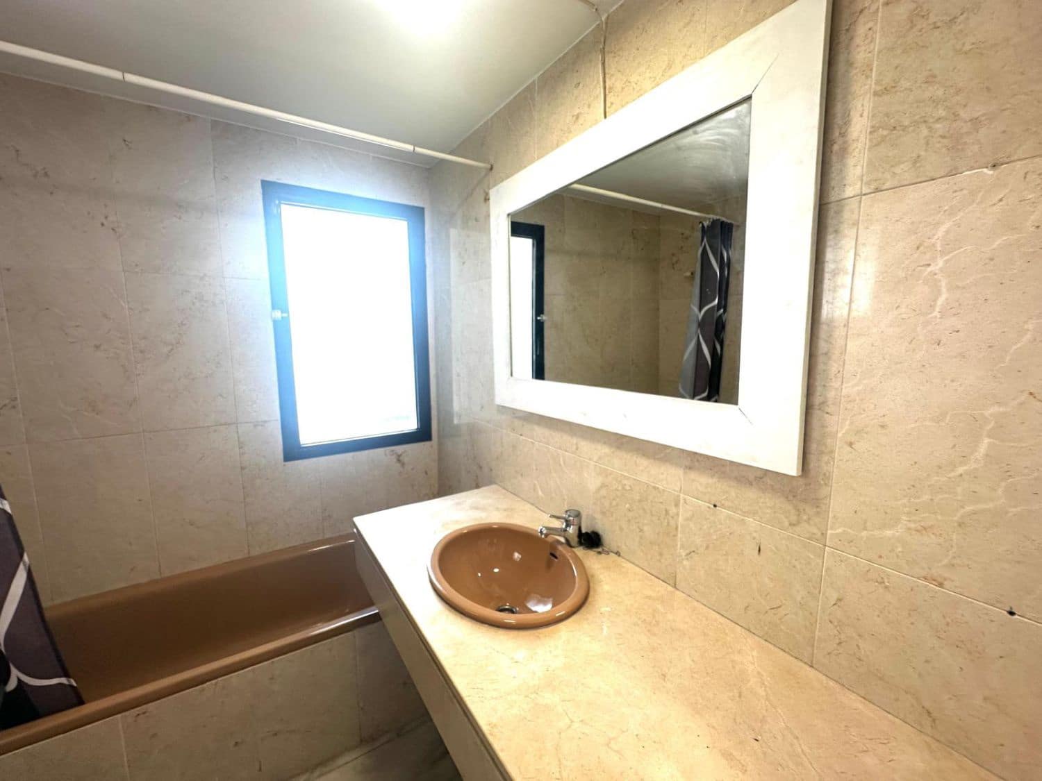 3 quarto Moradia em Banda para arrendar em Bel-Air - 2 600 € (Ref: 9191392)