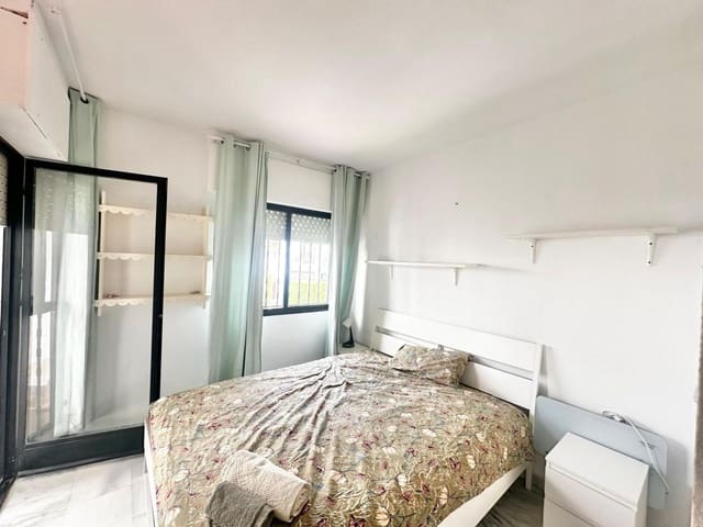 3 slaapkamer Rijtjeshuis te huur in Bel-Air, Estepona - € 2.600 (Ref: 9191392)