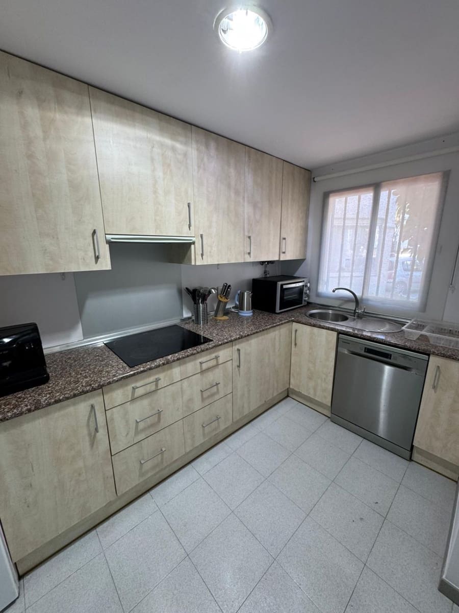 3 bedroom Terraced Villa for rent in Bel-Air - € 2,500 (Ref: 9191392)