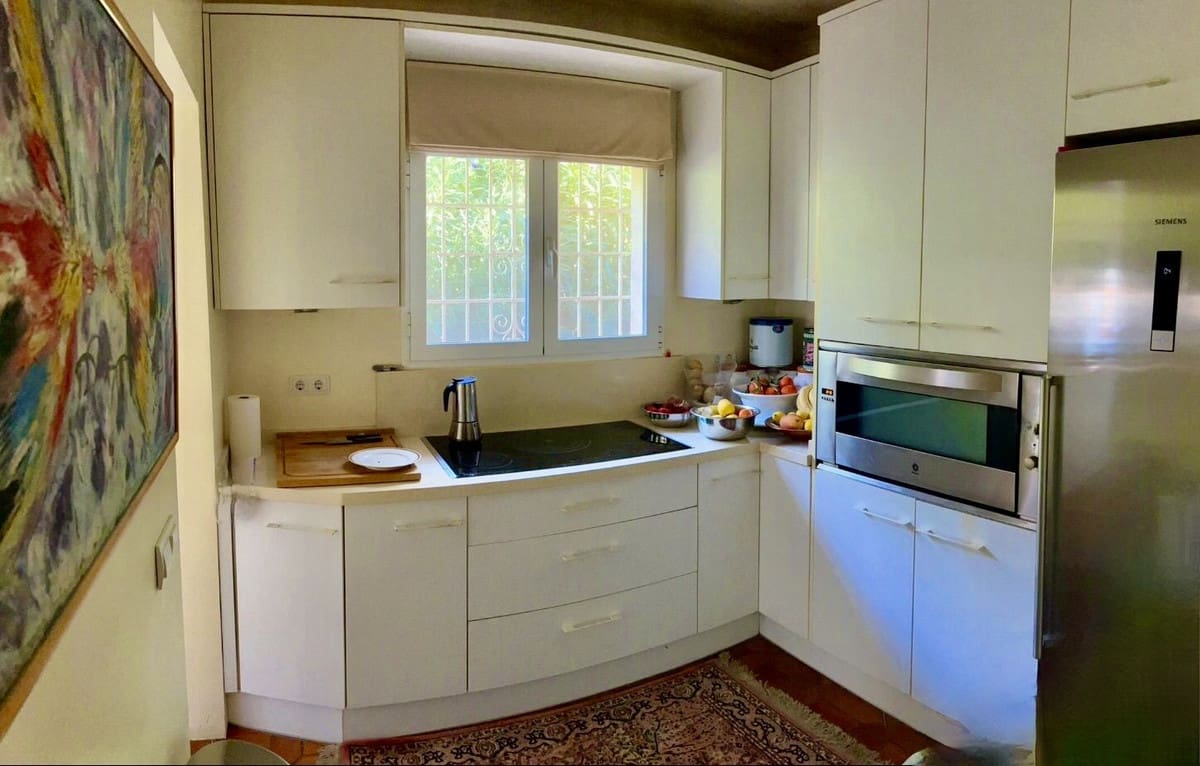 3 soveværelse Villa til salg i San Pedro de Alcantara - € 1.250.000 (Ref: 9335456)