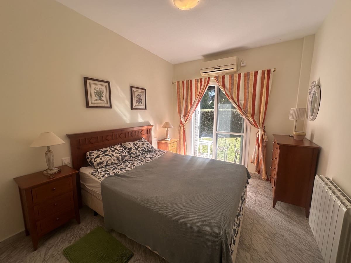 4 soverom Rekkehus til salgs i Marbella - € 850 000 (Ref: 9335457)