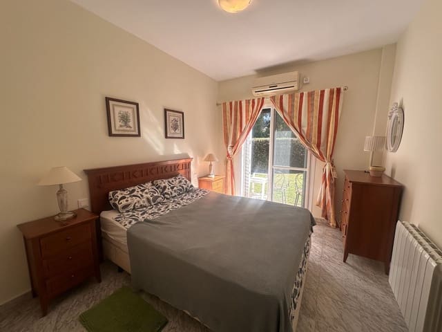 4 soverom Rekkehus til salgs i Aloha Golf, Marbella - € 850 000 (Ref: 9335457)