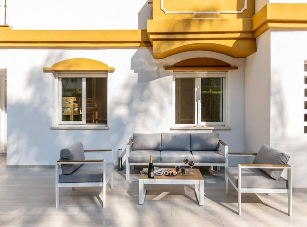 4 soveværelse Lejlighed til leje i Nueva Andalucia med garage - € 2.500 (Ref: 9335458)