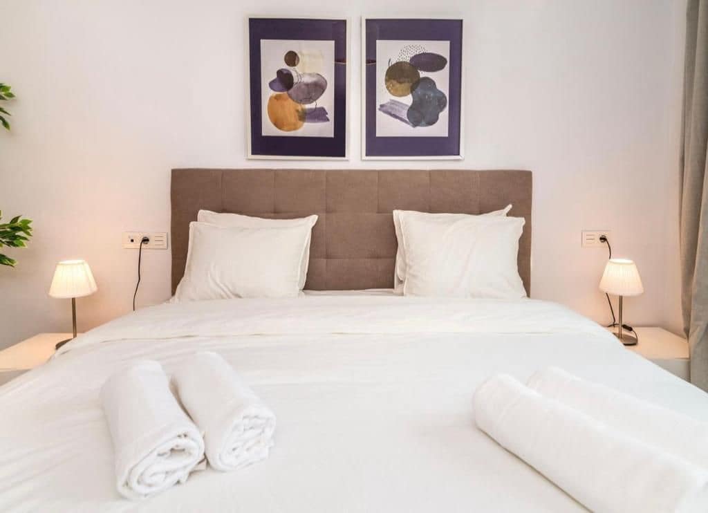 4 soveværelse Lejlighed til leje i Nueva Andalucia med garage - € 2.500 (Ref: 9335458)