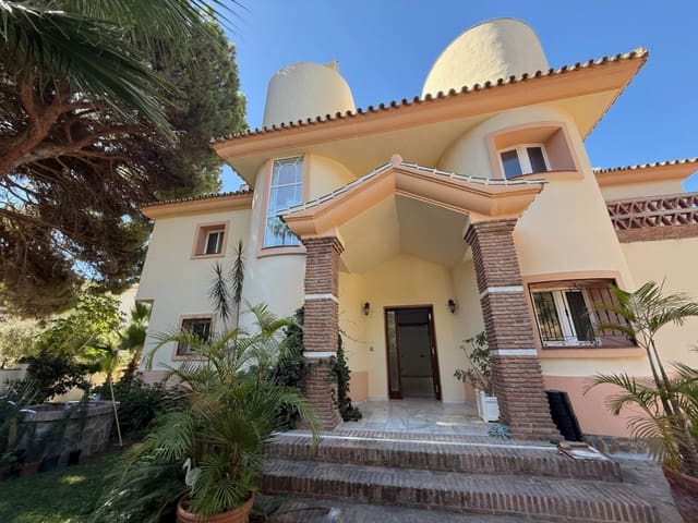 4 camera da letto Villa da affittare in Las Chapas, Marbella - 5.000 € (Rif: 9341581)