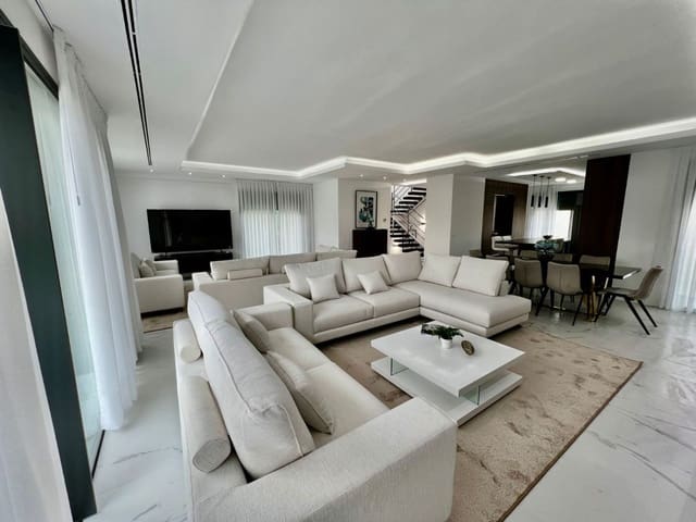 4 sypialnia Willa do wynajęcia w Lomas De Marbella, Marbella - 14 000 € (Ref: 9349131)