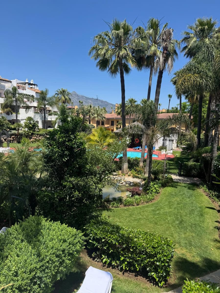 3 quarto Apartamento para arrendar em Marbella com garagem - 3 200 € (Ref: 9356408)