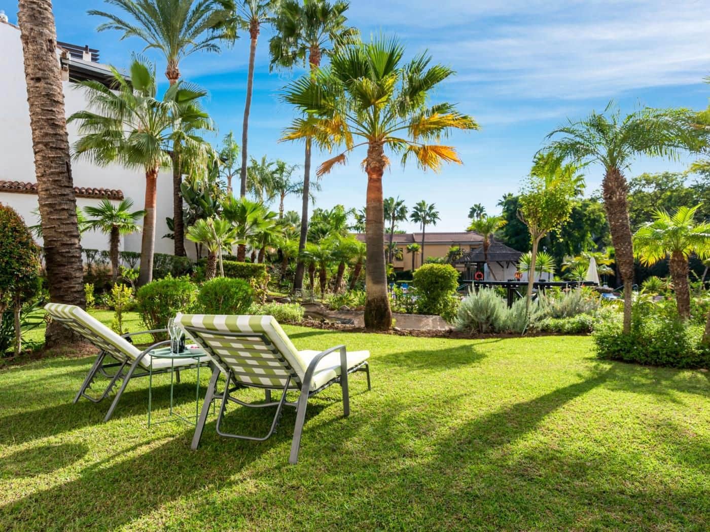 3 quarto Apartamento para arrendar em Marbella com garagem - 3 200 € (Ref: 9356408)