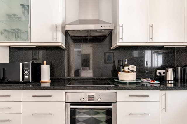 4 sypialnia Willa do wynajęcia w Golden Mile, Marbella - 5 800 € (Ref: 9383214)