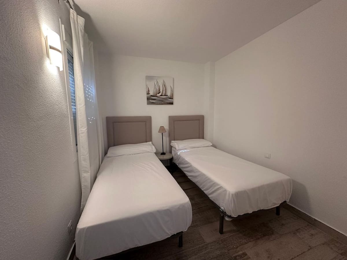 3 Zimmer Apartment zu vermieten in Nueva Andalucia - 2.850 € (Ref: 9396541)