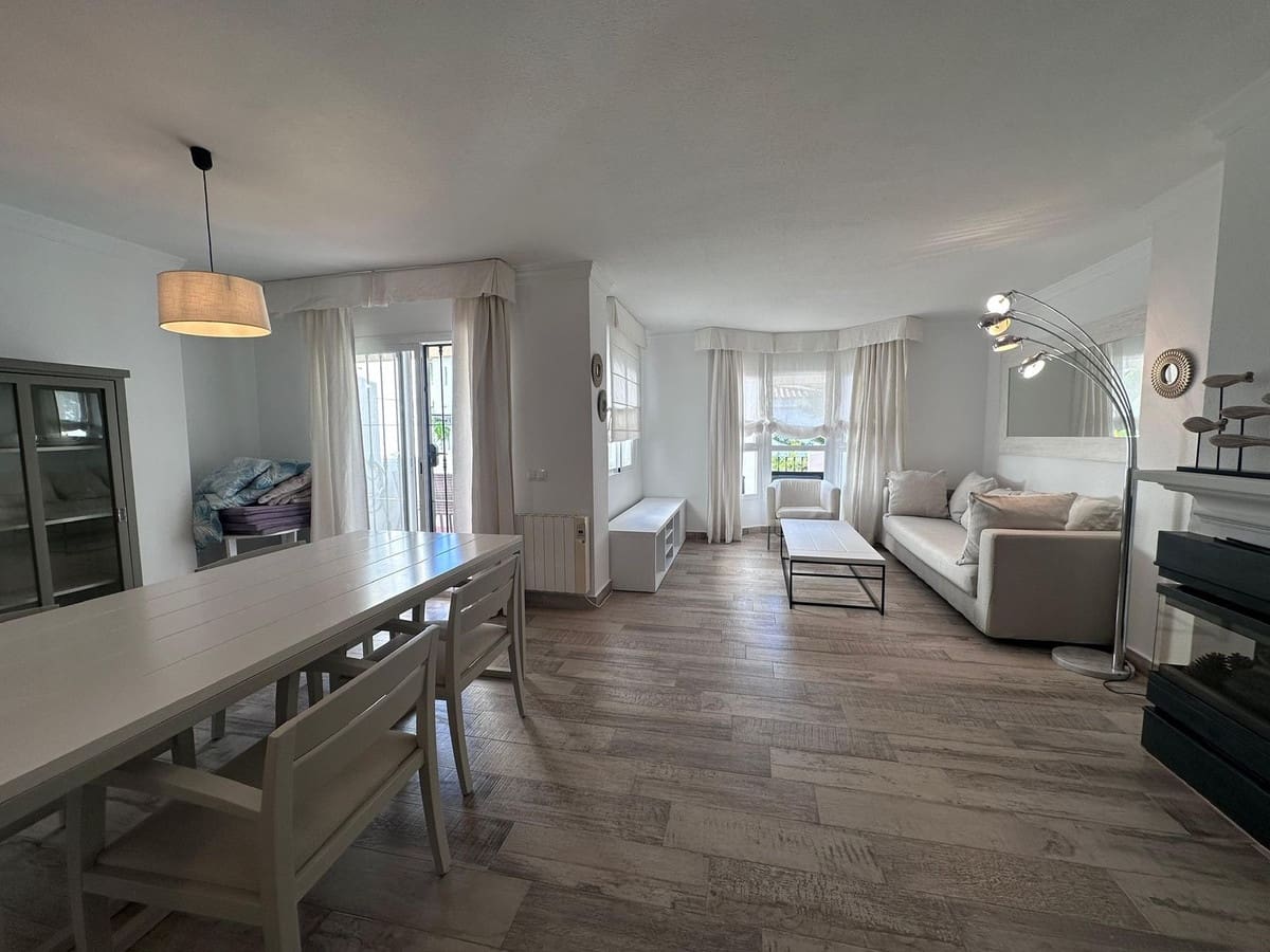 3 Zimmer Apartment zu vermieten in Nueva Andalucia - 2.850 € (Ref: 9396541)