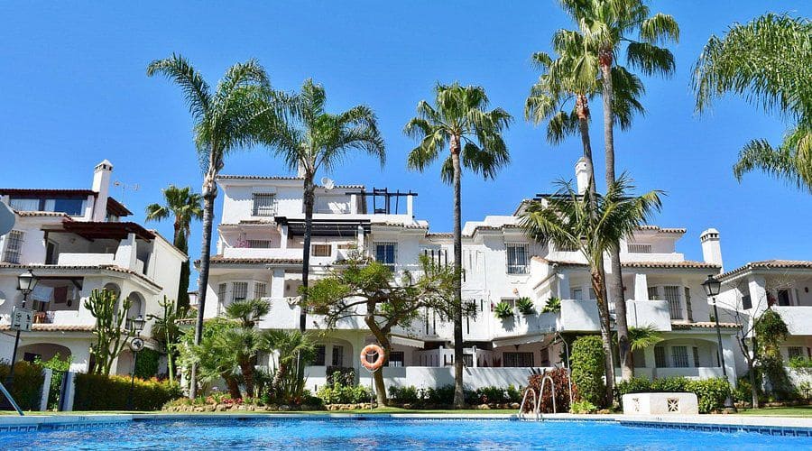 3 Zimmer Apartment zu vermieten in Nueva Andalucia - 2.850 € (Ref: 9396541)