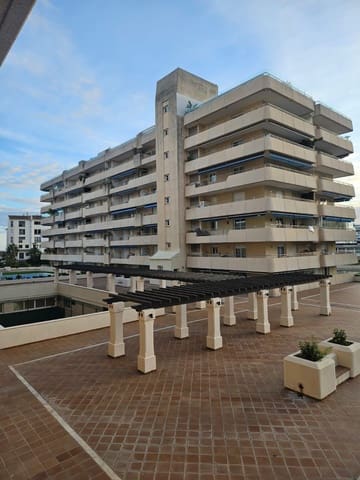 2 slaapkamer Appartement te koop in Puerto Banus, Marbella met garage - € 610.000 (Ref: 9568216)