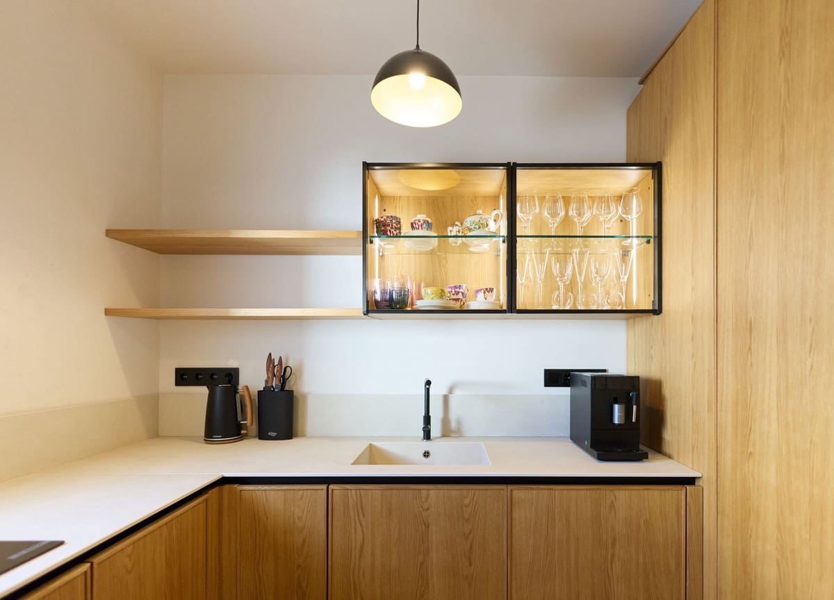 2 bedroom Apartment for sale in Marbella with garage - € 1,100,000 (Ref: 9570814)