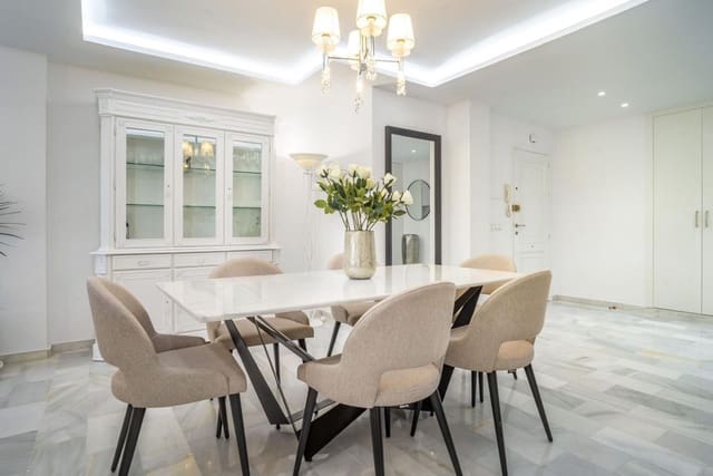 3 slaapkamer Appartement te koop in Puerto Banus, Marbella - € 520.000 (Ref: 9570815)