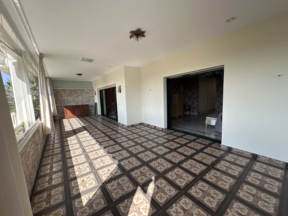 4 sovrum Lägenhet till salu i Golden Mile med garage - 2 100 000 € (Ref: 9570816)