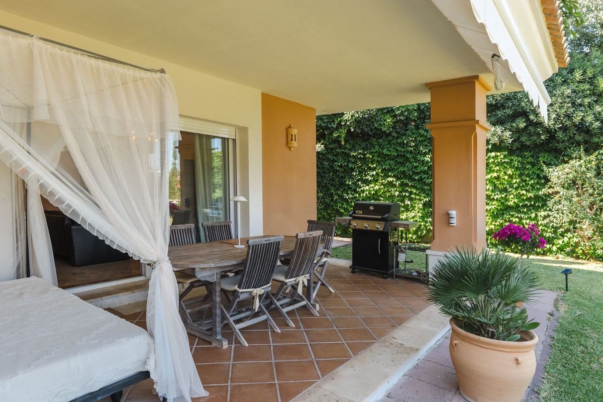 3 slaapkamer Rijtjeshuis te huur in Marbella met garage - € 3.750 (Ref: 9644598)