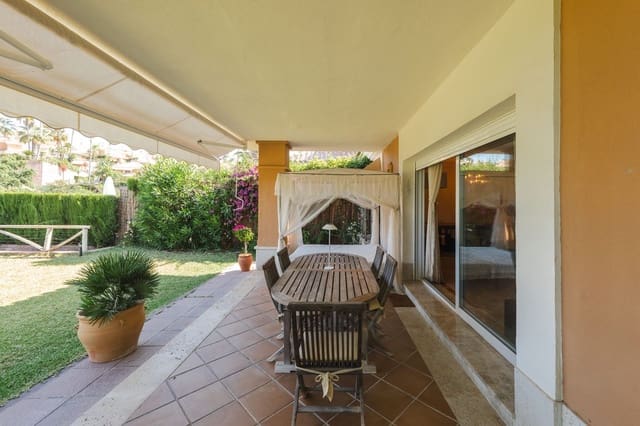 Adosado de 3 habitaciones en Alicate, Marbella en alquiler - 3.750 € (Ref: 9644598)