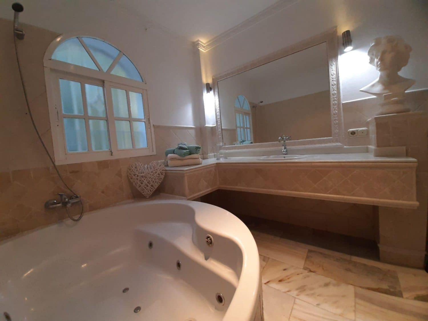 6 sypialnia Willa do wynajęcia w El Velerin - 5 500 € (Ref: 9655760)