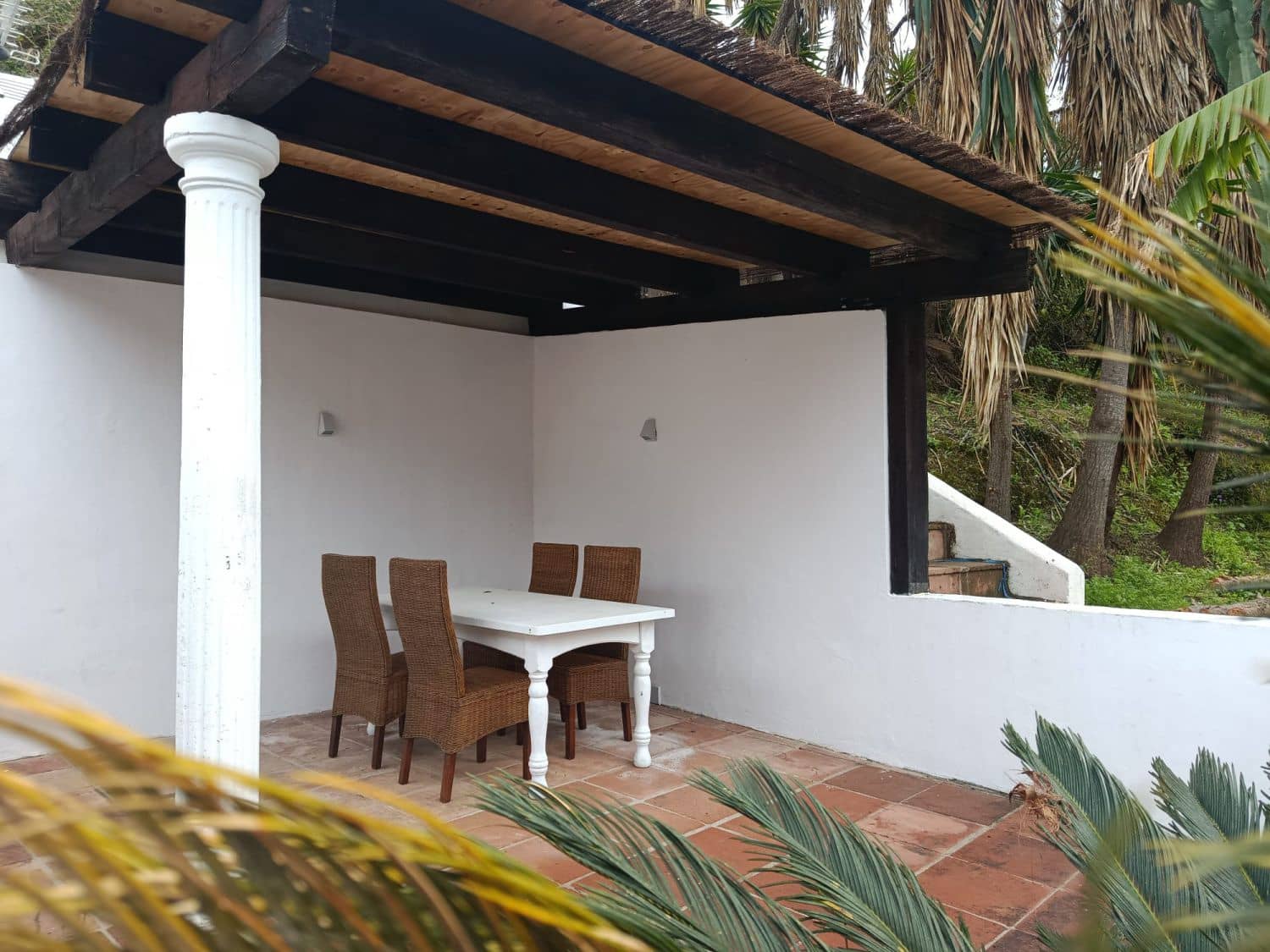 Villa/Maison de 6 chambres à louer à El Velerin - 5 500 € (Ref: 9655760)