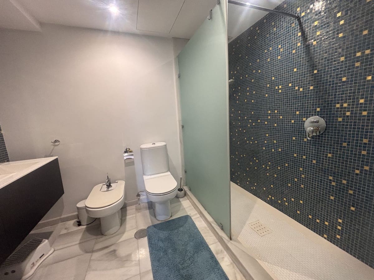 4 sovrum Radhus att hyra i Golden Mile med garage - 5 000 € (Ref: 9683404)