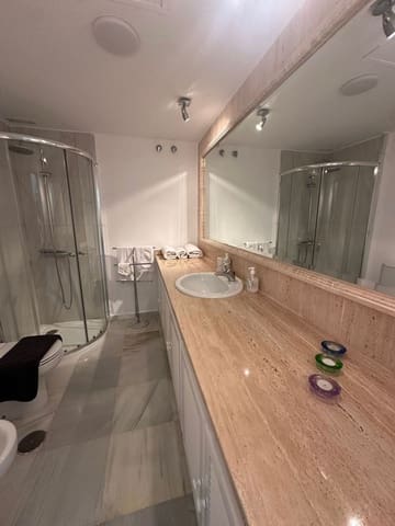 3 camera da letto Villetta a Schiera da affittare in Lomas De Marbella, Marbella con garage - 3.000 € (Rif: 9683405)