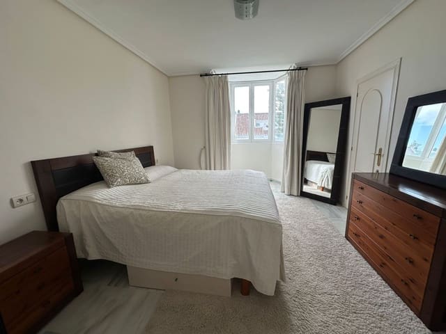 3 camera da letto Villetta a Schiera da affittare in Lomas De Marbella, Marbella con garage - 3.000 € (Rif: 9683405)