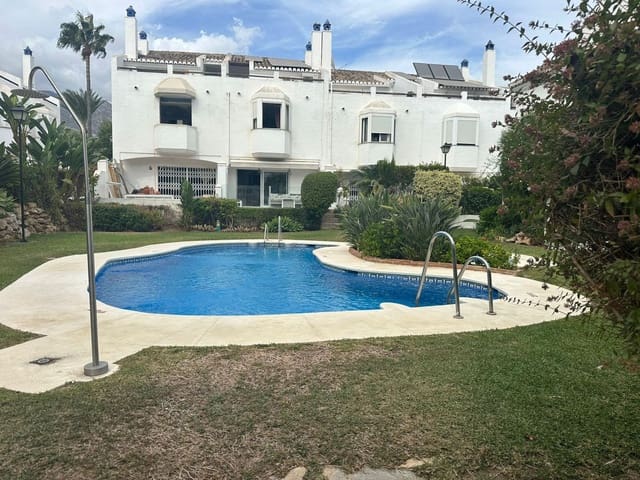 3 camera da letto Villetta a Schiera da affittare in Lomas De Marbella, Marbella con garage - 3.000 € (Rif: 9683405)