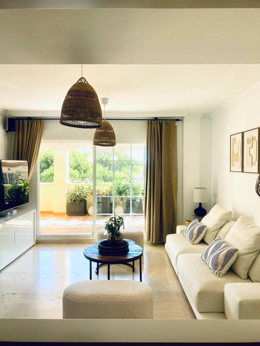 3 sovrum Lägenhet att hyra i Marbella - 3 000 € (Ref: 9690309)